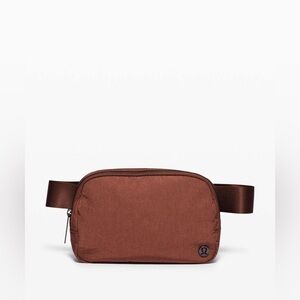 NWOT Lululemon Everywhere Belt Bag *1L